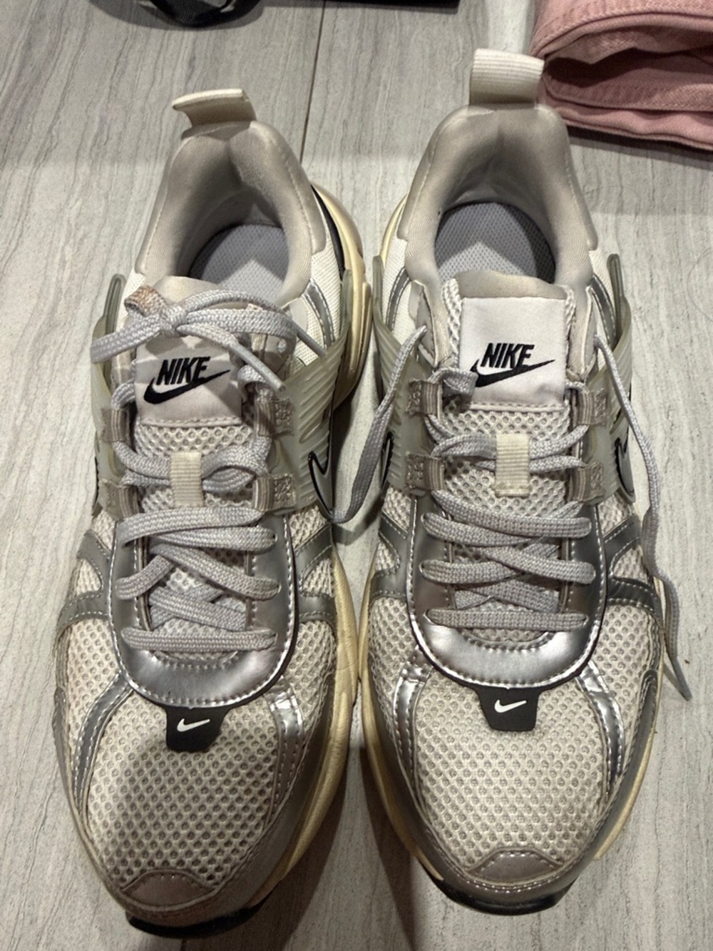 Nike Women's White and Silver Mesh Running Sneakers